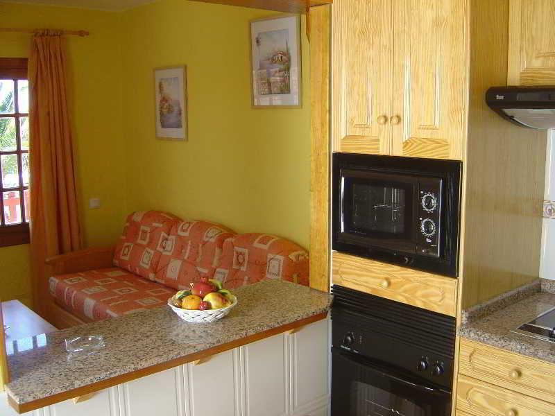 Apartamentos Castillo Beach Caleta de Fuste Exterior foto